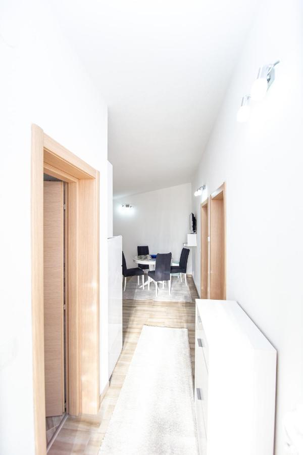 Lana Apartman Prčanj Kültér fotó