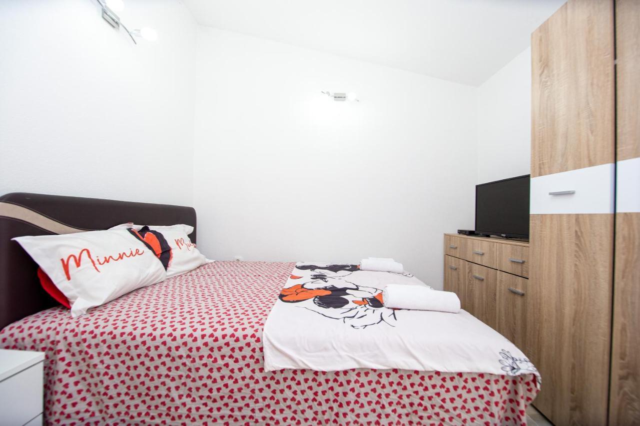Lana Apartman Prčanj Kültér fotó