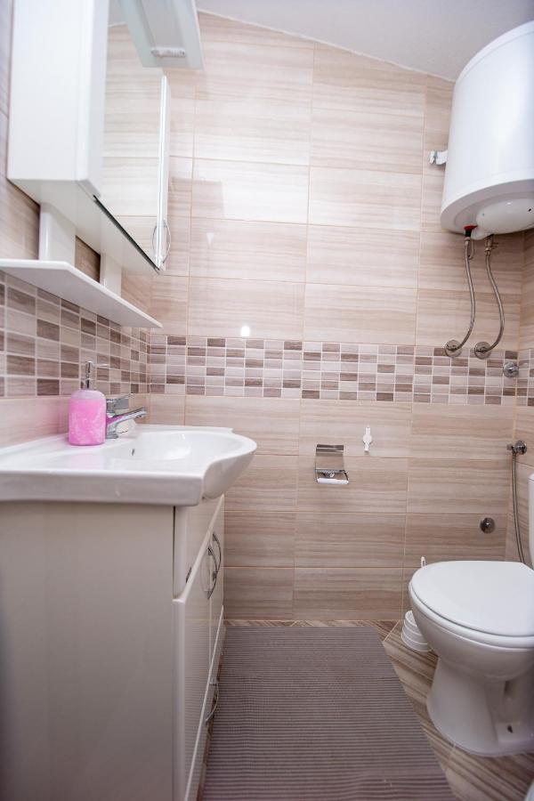 Lana Apartman Prčanj Kültér fotó