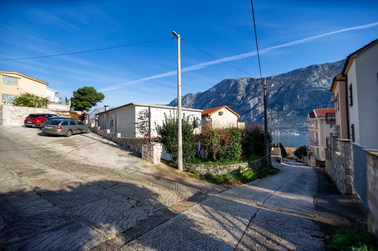 Lana Apartman Prčanj Kültér fotó